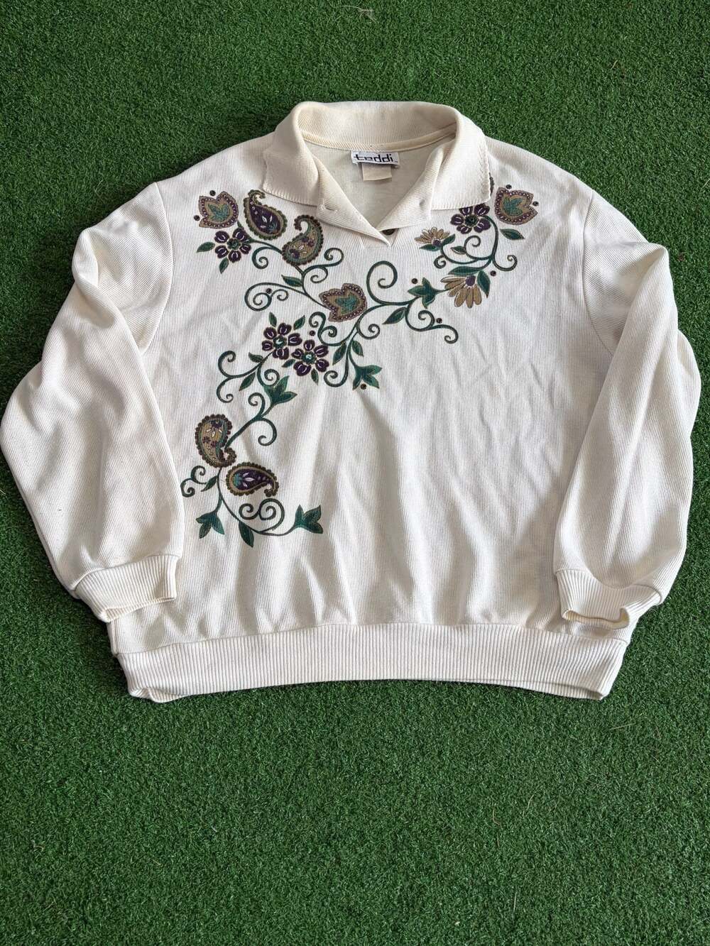 Vintage Teddi Floral Embroidered Ribbed Knit Collar Pullover Sweater